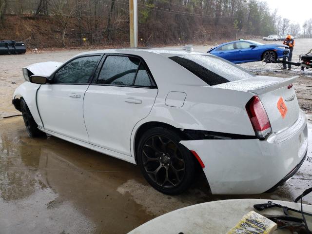 Photo 2 from auction – 2019 CHRYSLER 300 S with VIN 2C3CCABG5KH635125