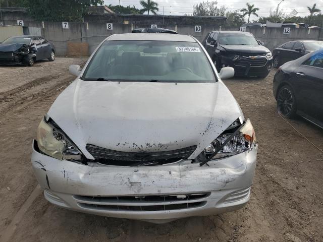 Photo 5 from auction – 2003 TOYOTA CAMRY LE with VIN 4T1BE32K13U150606