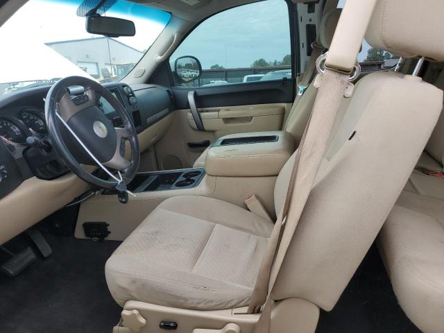 Photo 7 from auction – 2011 CHEVROLET SILVERADO with VIN 1GCRKSE37BZ274200