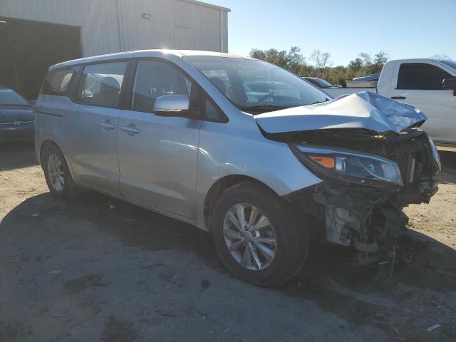 Photo 4 from auction – 2016 KIA SEDONA L with VIN KNDMA5C19G6126610