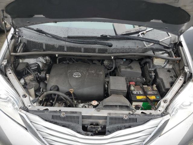 Photo 12 from auction – 2017 TOYOTA SIENNA LE with VIN 5TDJZ3DC6HS158917