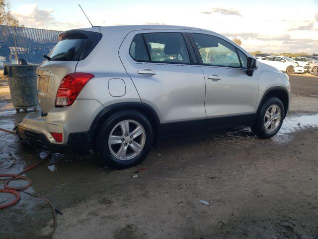 Photo 3 from auction – 2017 CHEVROLET TRAX LS with VIN KL7CJNSB9HB239498