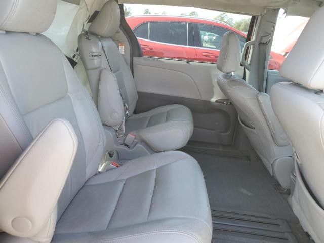 Photo 11 from auction – 2016 TOYOTA SIENNA XLE with VIN 5TDYK3DC9GS725056