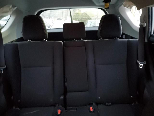 Photo 10 from auction – 2016 TOYOTA RAV4 XLE with VIN JTMRFREV1GJ097017