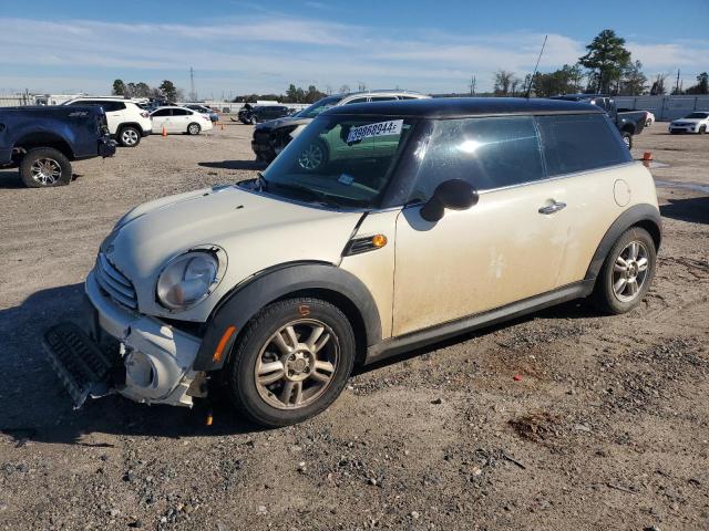 MINI COOPER 2013 with VIN WMWSU3C57DT681684 - Photo from auction