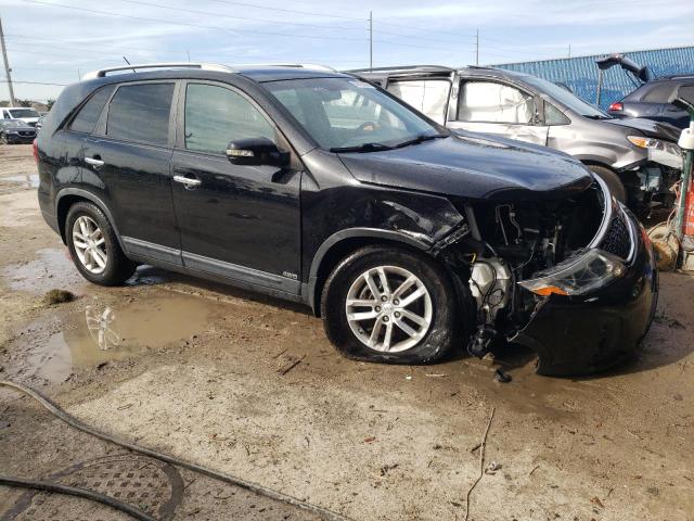 Photo 4 from auction – 2015 KIA SORENTO LX with VIN 5XYKTDA75FG611728