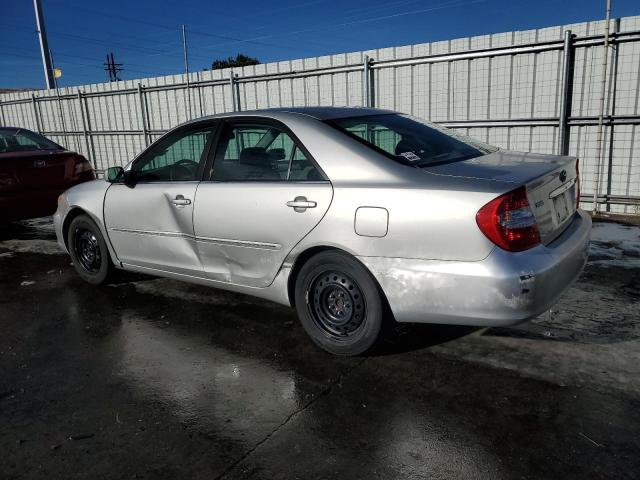 Photo 2 from auction – 2004 TOYOTA CAMRY LE with VIN 4T1BE30K54U914641