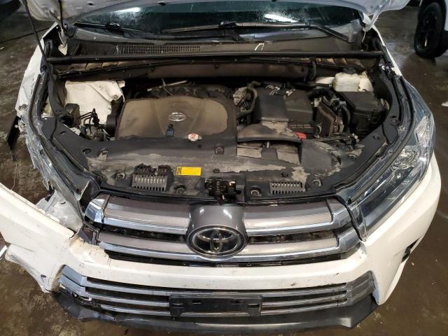 Photo 12 from auction – 2018 TOYOTA HIGHLANDER with VIN 5TDDZRFH6JS497384