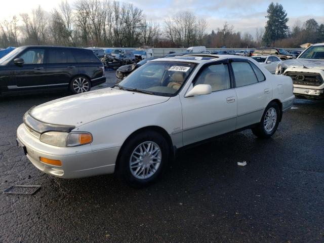 TOYOTA CAMRY LE 1996 with VIN JT2BF12K5T0172047 - Photo from auction