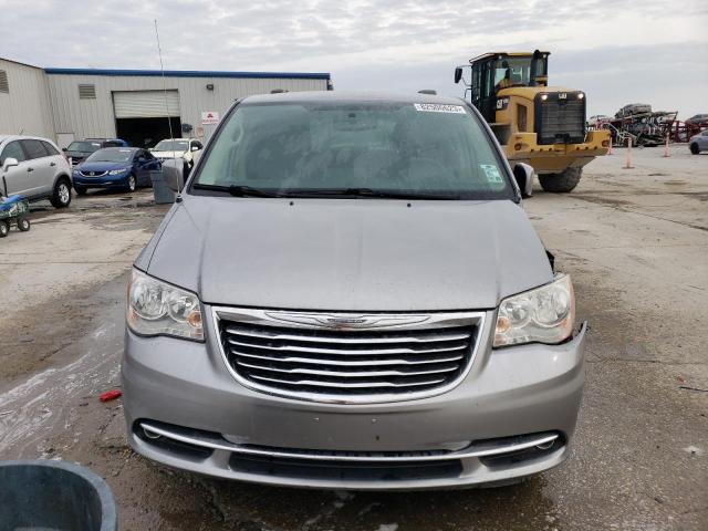 Photo 5 from auction – 2016 CHRYSLER TOWN & COU with VIN 2C4RC1BG4GR229716