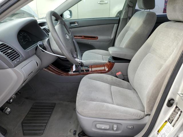 Photo 7 from auction – 2004 TOYOTA CAMRY LE with VIN 4T1BE32K94U860418