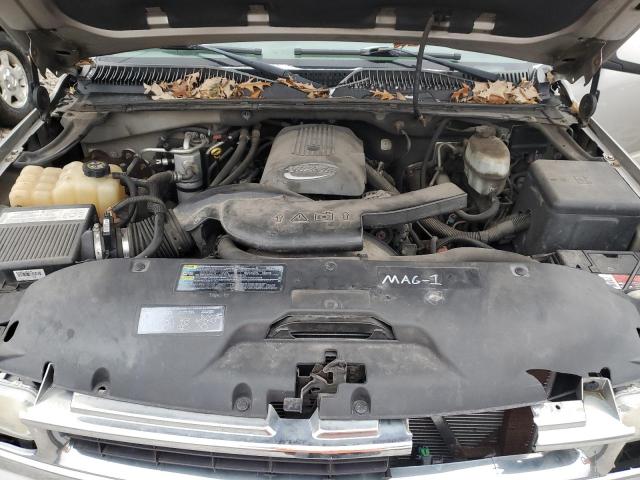 Photo 12 from auction – 2004 CHEVROLET SUBURBAN K with VIN 3GNFK16Z94G324279