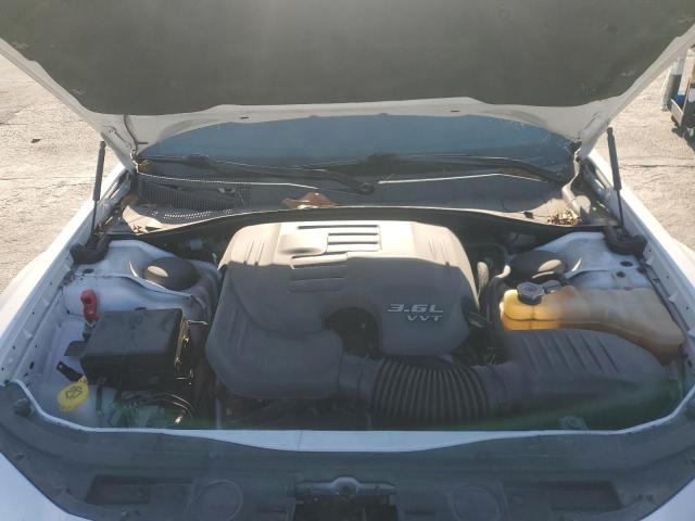 Photo 11 from auction – 2019 CHRYSLER 300 S with VIN 2C3CCABG3KH537968