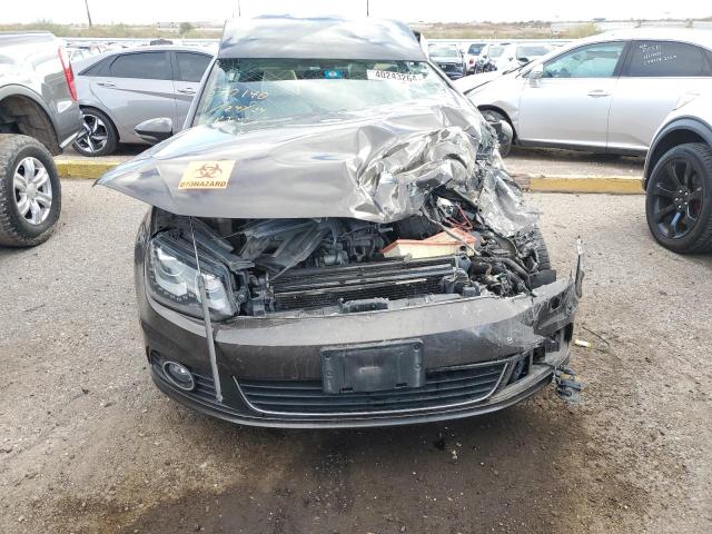 Photo 5 from auction – 2013 VOLKSWAGEN EOS LUX with VIN WVWFW8AH7DV007094