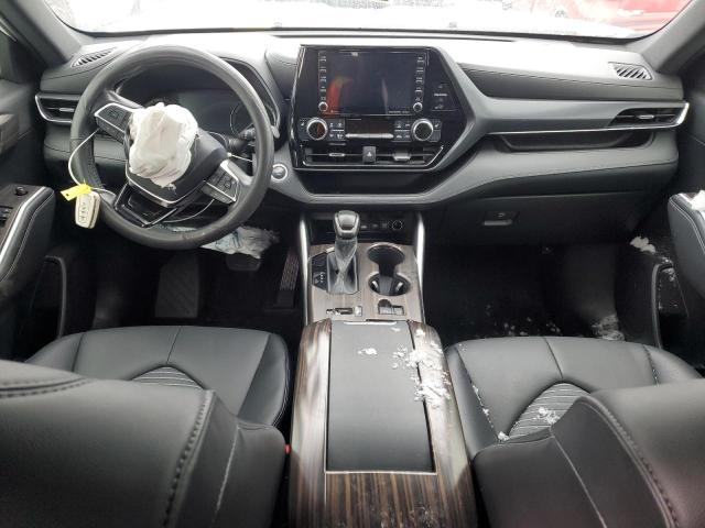 Photo 8 from auction – 2021 TOYOTA HIGHLANDER with VIN 5TDLZRAH2MS048341
