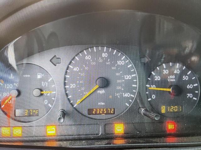 Photo 9 from auction – 2002 MERCEDES-BENZ ML 500 with VIN 4JGAB75E22A316892