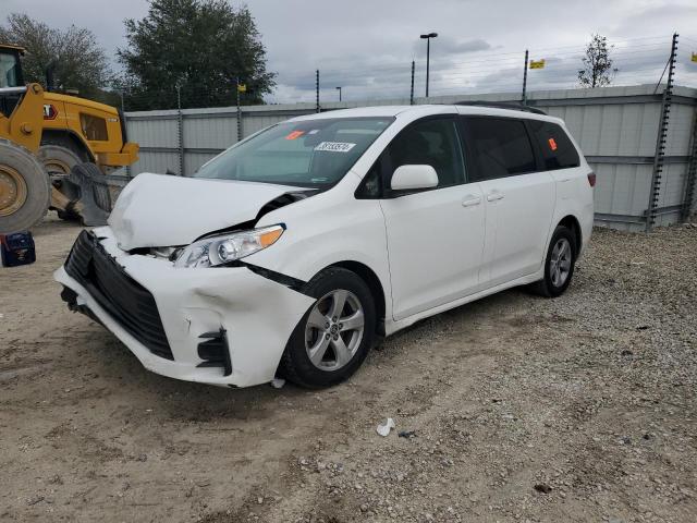 TOYOTA SIENNA LE 2020 with VIN 5TDKZ3DC0LS065503 - Photo from auction