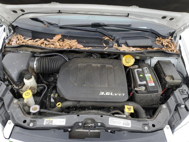 Photo 11 from auction – 2014 CHRYSLER TOWN & COU with VIN 2C4RC1BG6ER251939