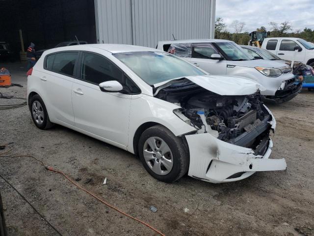 Photo 4 from auction – 2017 KIA FORTE LX with VIN KNAFK5A87H5703533