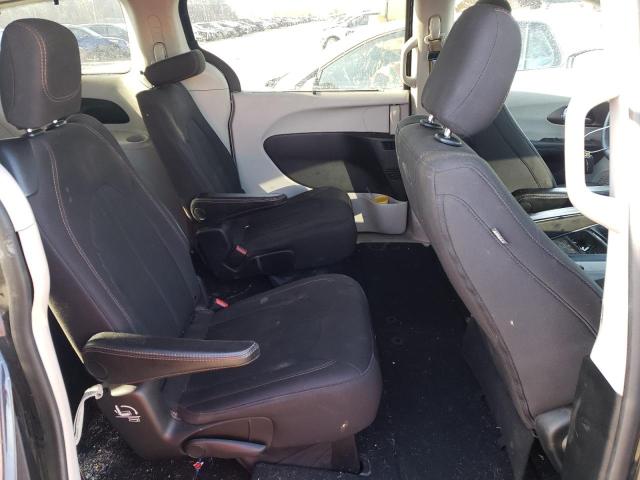Photo 10 from auction – 2017 CHRYSLER PACIFICA T with VIN 2C4RC1BG5HR797278
