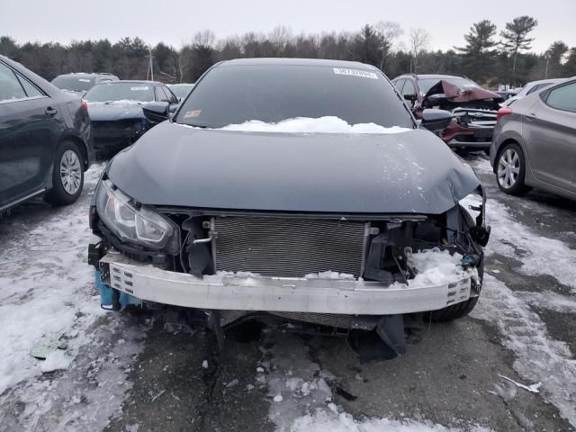 Photo 5 from auction – 2018 HONDA CIVIC LX with VIN 2HGFC2F50JH569686