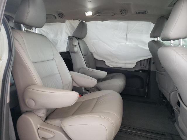 Photo 11 from auction – 2015 TOYOTA SIENNA XLE with VIN 5TDYK3DC5FS686500