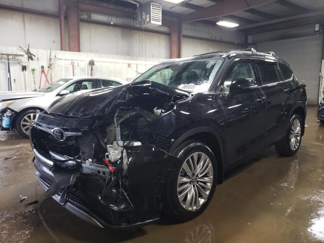 TOYOTA HIGHLANDER 2023 with VIN 5TDKDRBH1PS518176 - Photo from auction