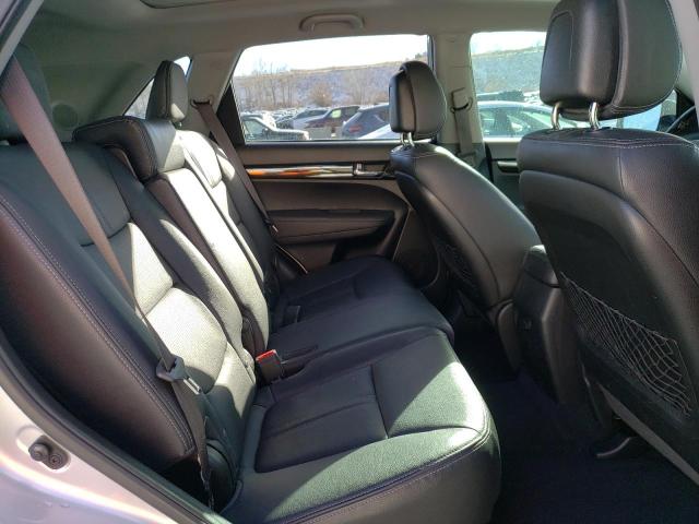 Photo 11 from auction – 2011 KIA SORENTO EX with VIN 5XYKUDA22BG035754