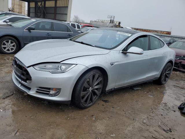 TESLA MODEL S 85 2015 with VIN 5YJSA1H28FFP76582 - Photo from auction
