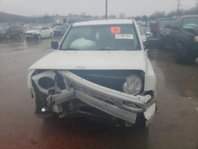 Photo 5 from auction – 2016 JEEP PATRIOT SP with VIN 1C4NJPBB2GD743191