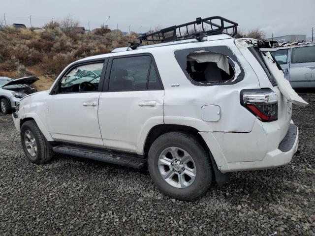 Photo 2 from auction – 2014 TOYOTA 4RUNNER SR with VIN JTEBU5JR3E5152495