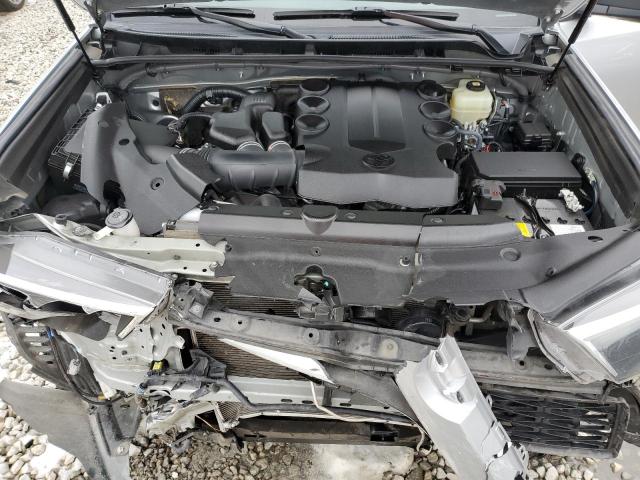 Photo 12 from auction – 2022 TOYOTA 4RUNNER SR with VIN JTERU5JRXN6020262