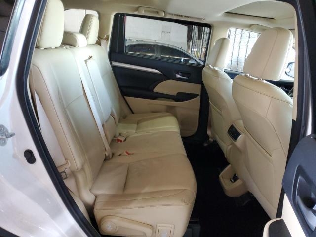 Photo 11 from auction – 2016 TOYOTA HIGHLANDER with VIN 5TDKKRFH0GS128931