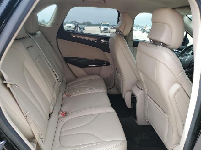 Photo 11 from auction – 2017 LINCOLN MKC PREMIE with VIN 5LMCJ1C91HUL31516