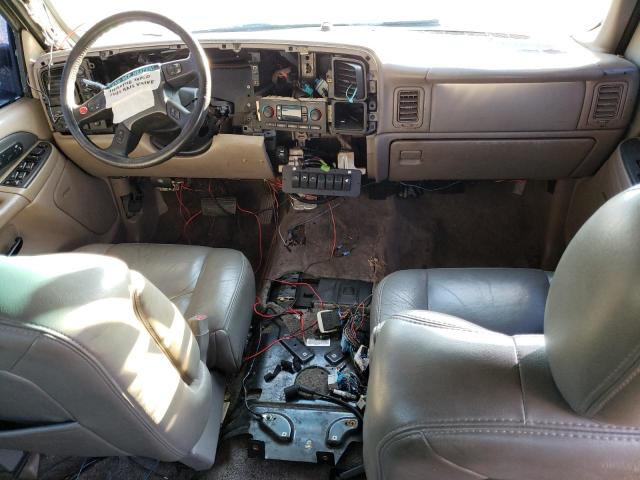 Photo 8 from auction – 2003 CHEVROLET AVALANCHE with VIN 3GNGK23G23G117678