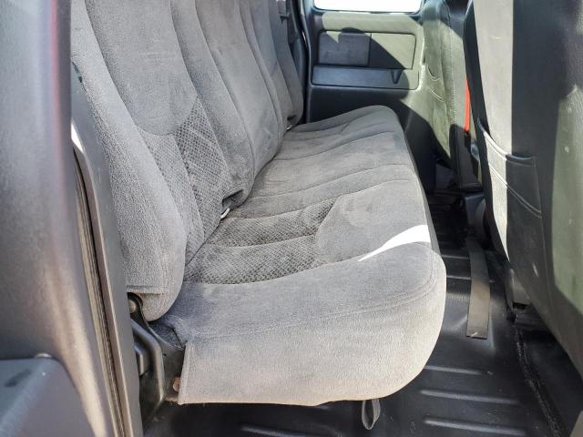 Photo 10 from auction – 2005 CHEVROLET SLVRD 1500 with VIN 1GCEK19B85E229840