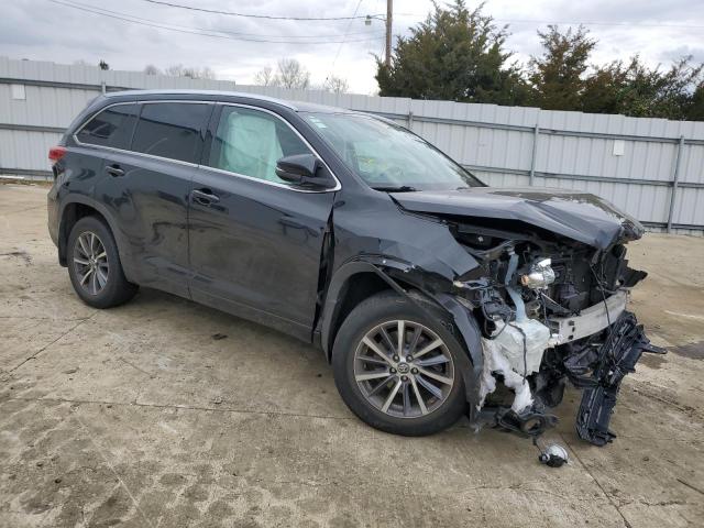Photo 4 from auction – 2017 TOYOTA HIGHLANDER with VIN 5TDJZRFHXHS404458