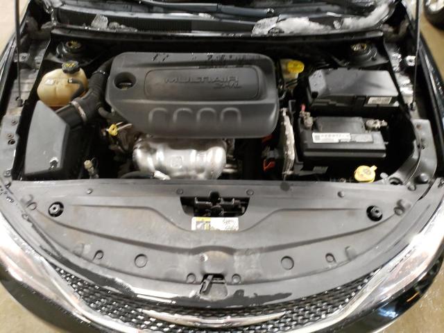 Photo 11 from auction – 2015 CHRYSLER 200 LIMITE with VIN 1C3CCCAB5FN554575