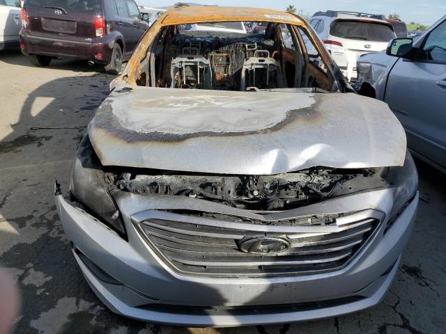 Photo 5 from auction – 2017 HYUNDAI SONATA SE with VIN 5NPE24AF4HH441736
