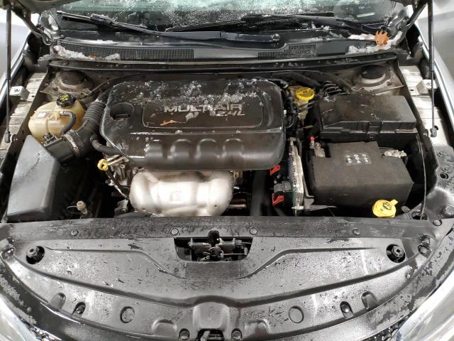 Photo 11 from auction – 2015 CHRYSLER 200 LIMITE with VIN 1C3CCCABXFN722663
