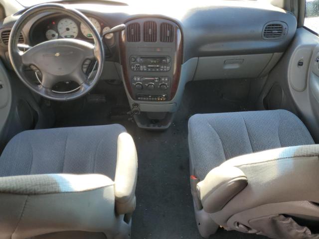 Photo 8 from auction – 2004 CHRYSLER TOWN & COU with VIN 2C8GP54L64R505868