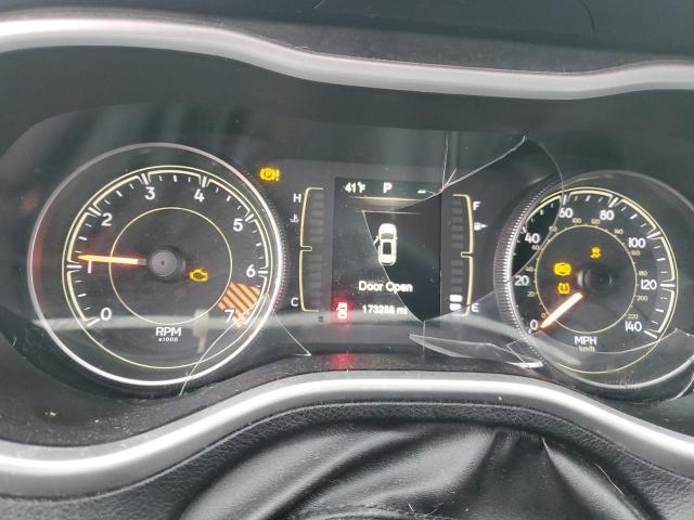 Photo 9 from auction – 2014 JEEP CHEROKEE L with VIN 1C4PJLCB1EW232878