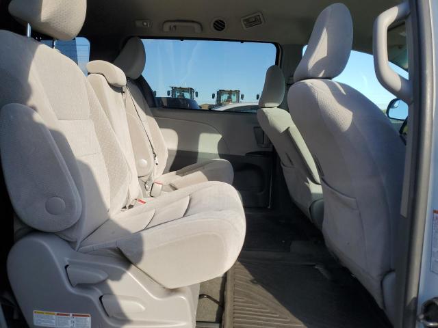 Photo 11 from auction – 2017 TOYOTA SIENNA LE with VIN 5TDKZ3DCXHS844138