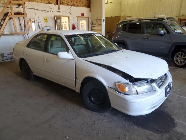 Photo 4 from auction – 2000 TOYOTA CAMRY CE with VIN 4T1BG22K5YU948196