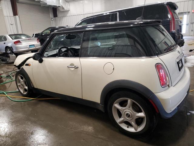 Photo 2 from auction – 2006 MINI COOPER with VIN WMWRC33556TK16180