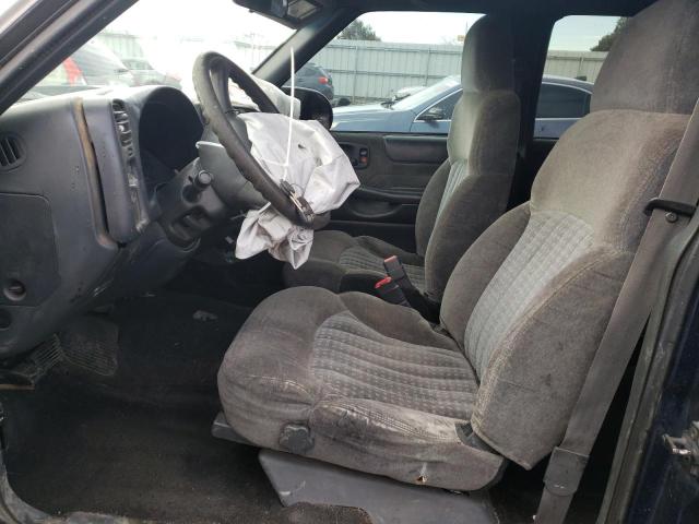 Photo 7 from auction – 2001 CHEVROLET BLAZER with VIN 1GNDT13W112219853