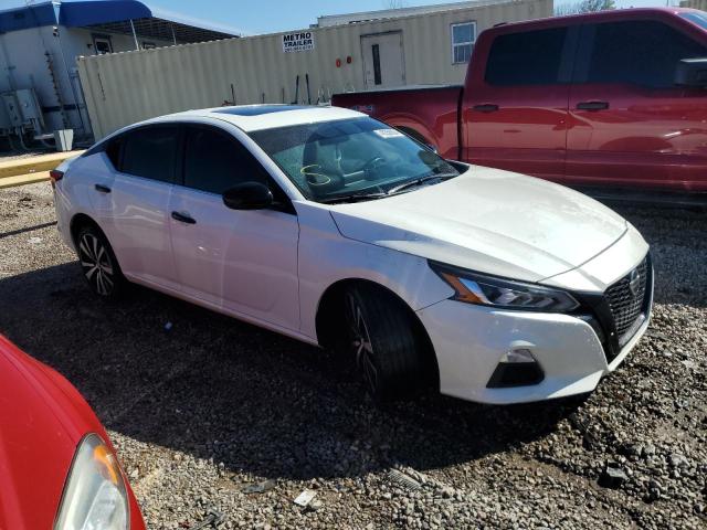 Photo 4 from auction – 2019 NISSAN ALTIMA SR with VIN 1N4BL4CW7KN301531