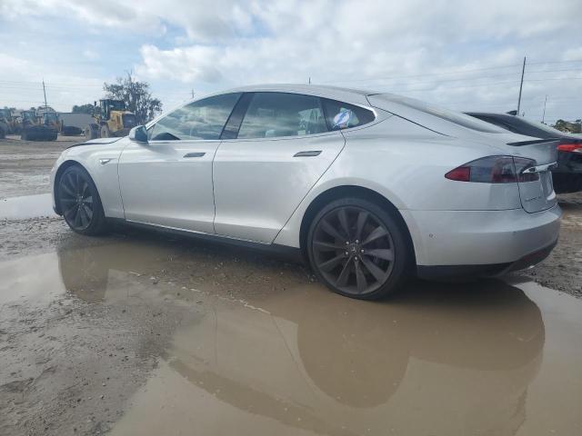 Photo 2 from auction – 2015 TESLA MODEL S with VIN 5YJSA1E42FF114812