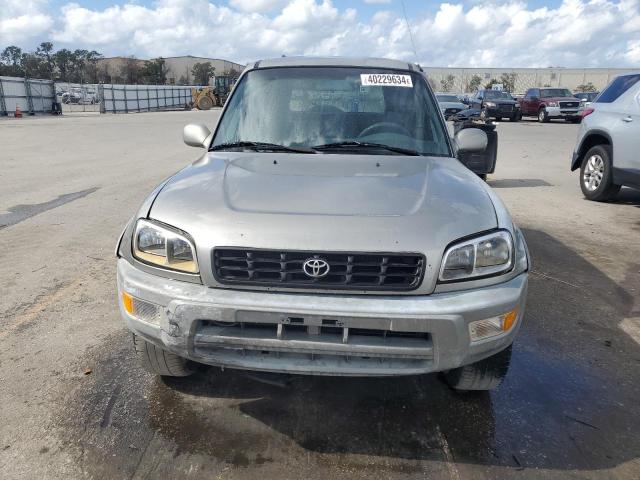 Photo 5 from auction – 1999 TOYOTA RAV4 with VIN JT3GP10V8X7054082