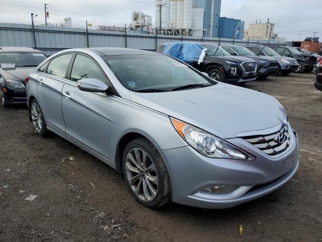 Photo 4 from auction – 2012 HYUNDAI SONATA SE with VIN 5NPEC4AB4CH372064